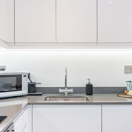 St Albans 2 Bed Luxury City Apartment, 5 Mins Walk To Train & Allocated Parking Zewnętrze zdjęcie