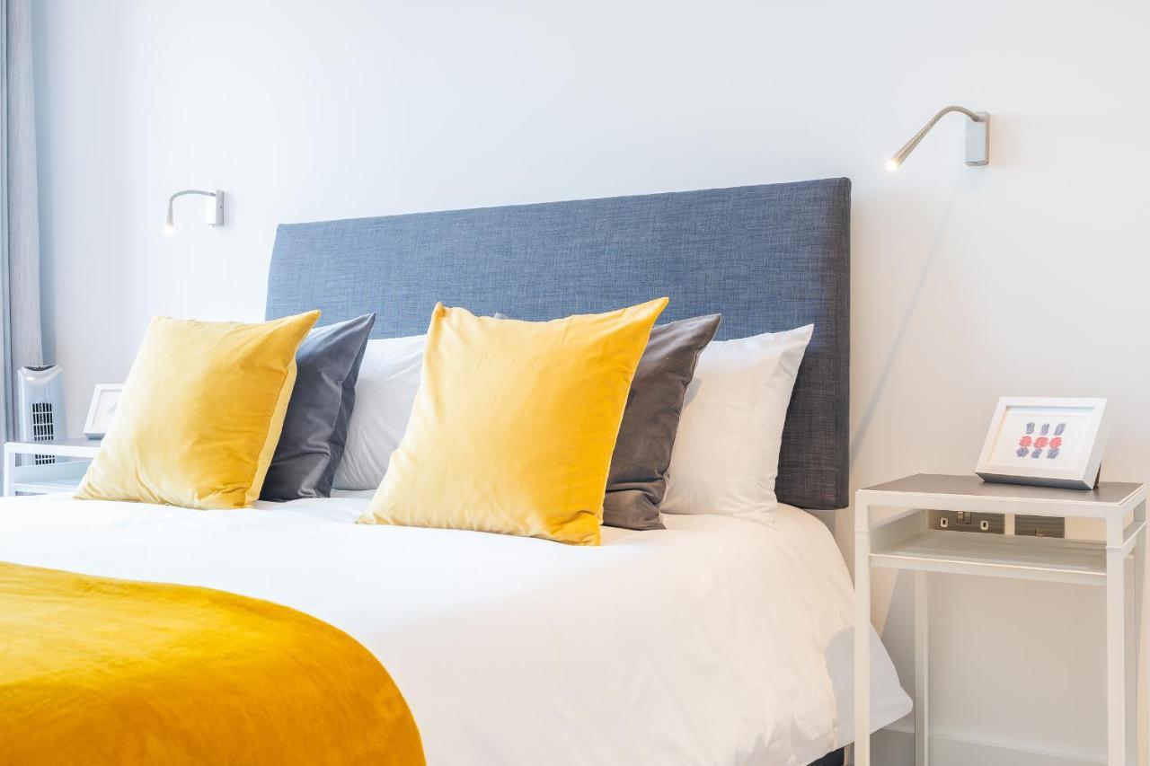 St Albans 2 Bed Luxury City Apartment, 5 Mins Walk To Train & Allocated Parking Zewnętrze zdjęcie